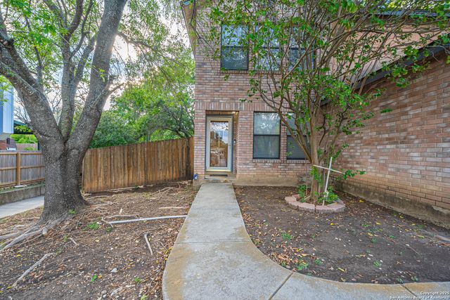 7819 BOWENS CROSSING, San Antonio, TX 78250