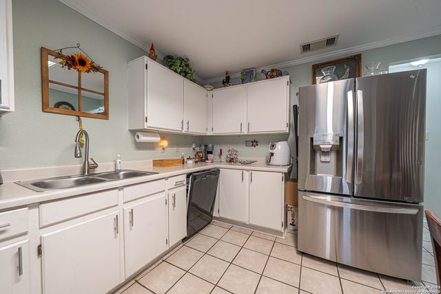 7819 BOWENS CROSSING, San Antonio, TX 78250