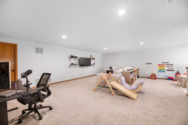 101 N Turnberry, Wichita, KS 67230