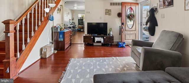 2842 MICHAEL RD, Philadelphia, PA 19152