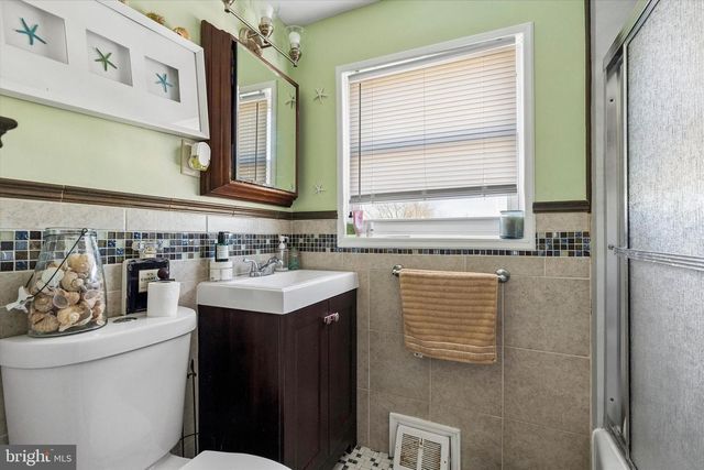 2842 MICHAEL RD, Philadelphia, PA 19152