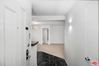 355 S Los Robles Avenue 210, Pasadena, CA 91101