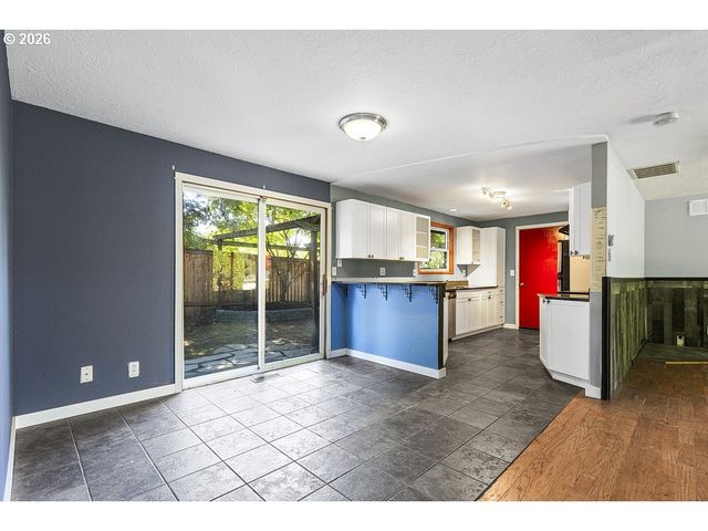15856 Sw SUNSET Ct, Sherwood, OR 97140