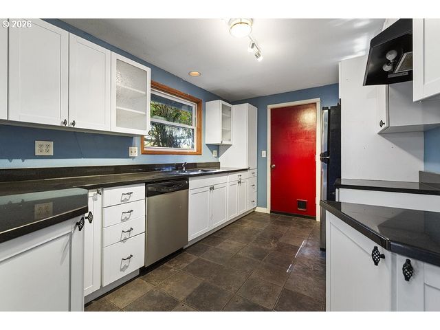 15856 Sw SUNSET Ct, Sherwood, OR 97140