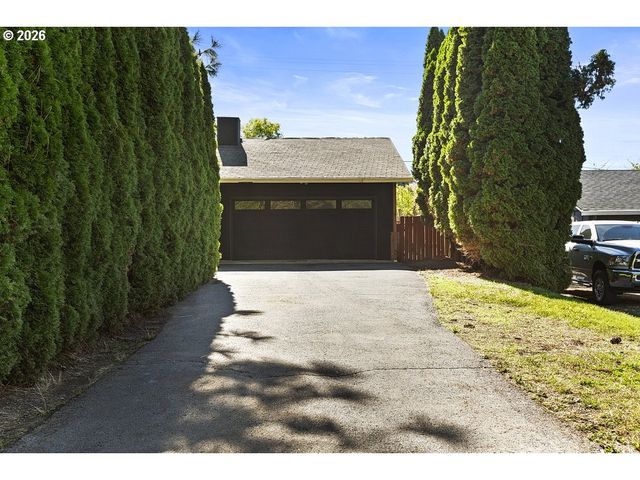 15856 Sw SUNSET Ct, Sherwood, OR 97140