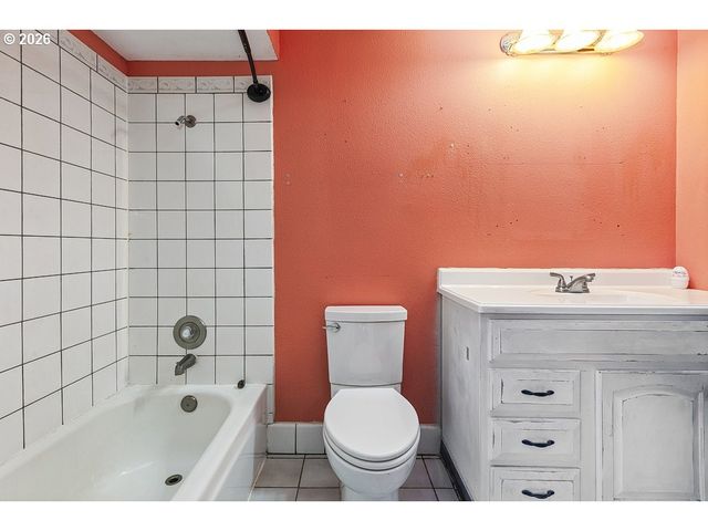15856 Sw SUNSET Ct, Sherwood, OR 97140