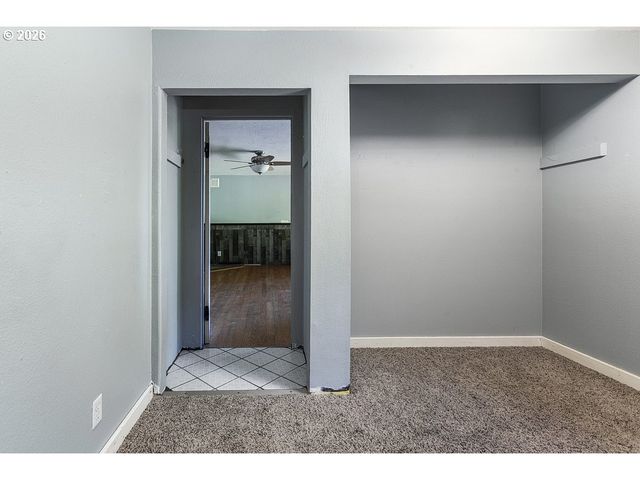 15856 Sw SUNSET Ct, Sherwood, OR 97140