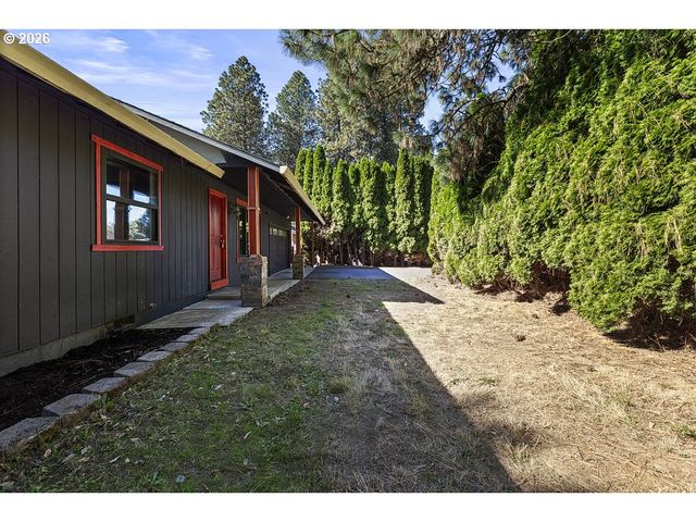 15856 Sw SUNSET Ct, Sherwood, OR 97140