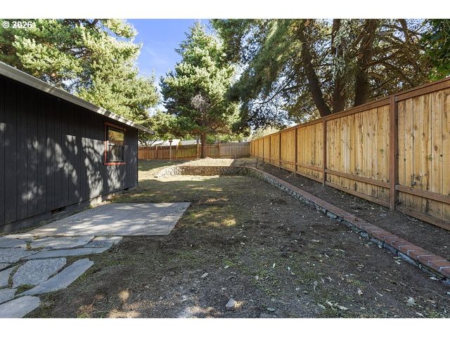 15856 Sw SUNSET Ct, Sherwood, OR 97140