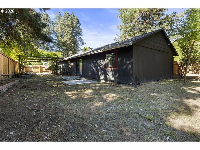 15856 Sw SUNSET Ct, Sherwood, OR 97140