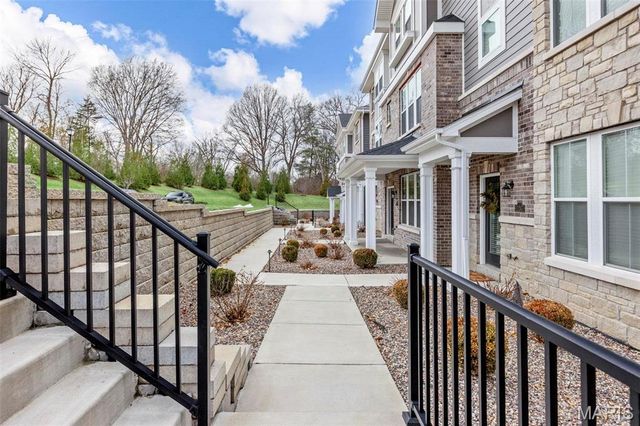 11251 Talamore Circle, Frontenac, MO 63131