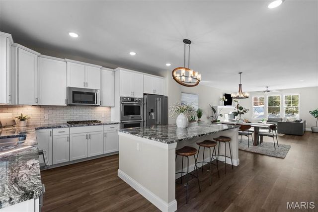 11251 Talamore Circle, Frontenac, MO 63131