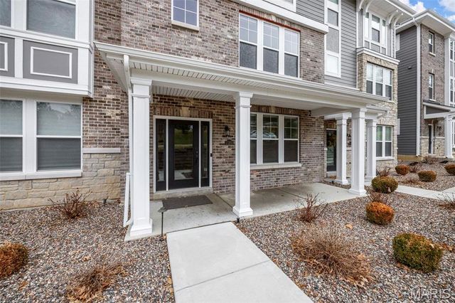 11251 Talamore Circle, Frontenac, MO 63131