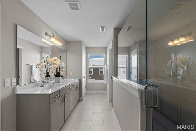 11251 Talamore Circle, Frontenac, MO 63131