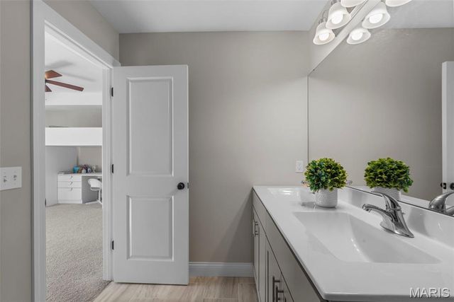 11251 Talamore Circle, Frontenac, MO 63131