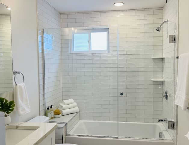 9 Crestway Rd, Boston, MA 02128