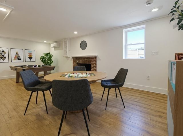 9 Crestway Rd, Boston, MA 02128