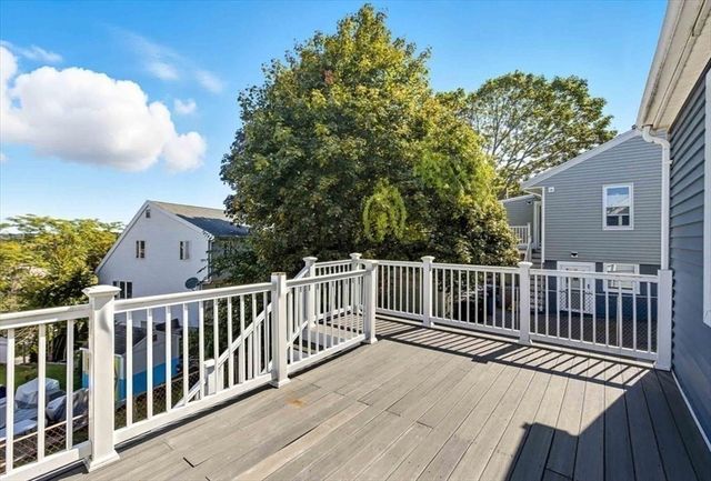 9 Crestway Rd, Boston, MA 02128