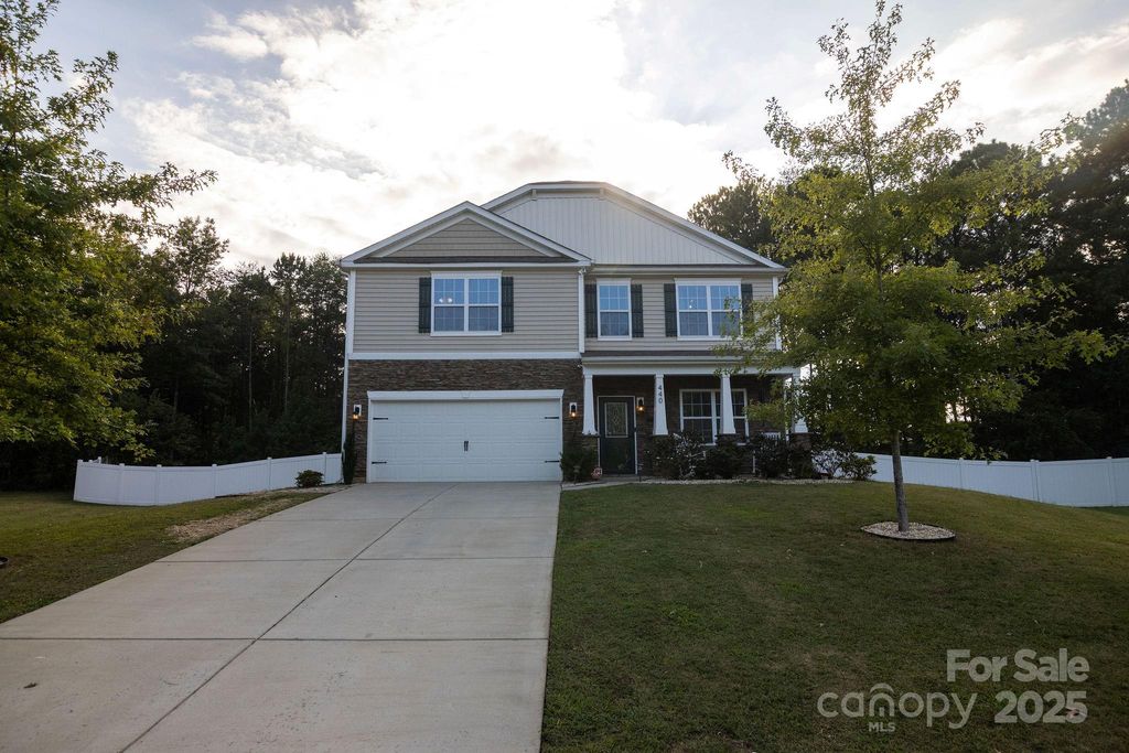 440 Wheat Field Drive, Mount Holly, NC 28120
