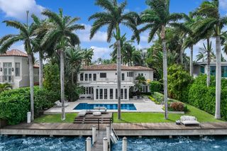 315 E Rivo Alto Dr, Miami Beach, FL 33139