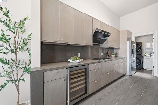 844 Balboa Ln, Foster City, CA 94404