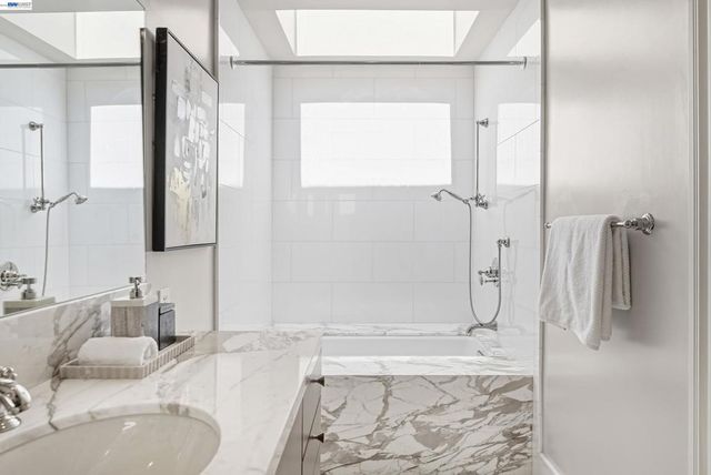 844 Balboa Ln, Foster City, CA 94404