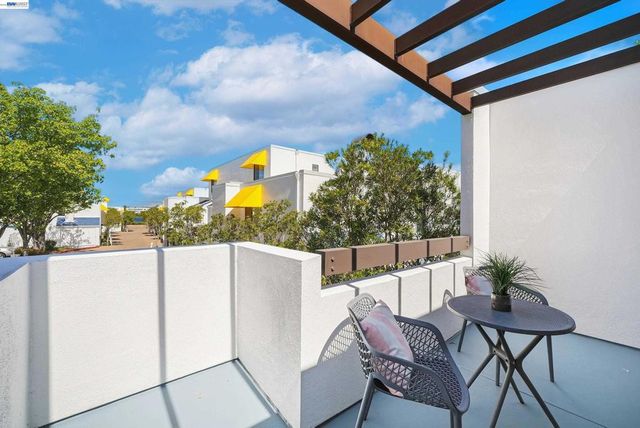 844 Balboa Ln, Foster City, CA 94404