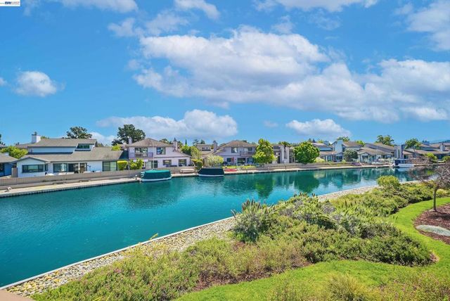 844 Balboa Ln, Foster City, CA 94404