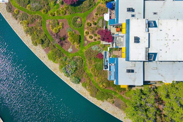 844 Balboa Ln, Foster City, CA 94404