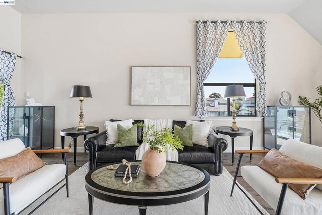 844 Balboa Ln, Foster City, CA 94404