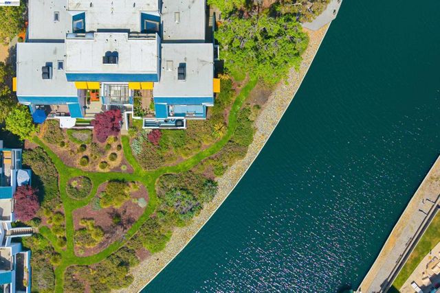 844 Balboa Ln, Foster City, CA 94404