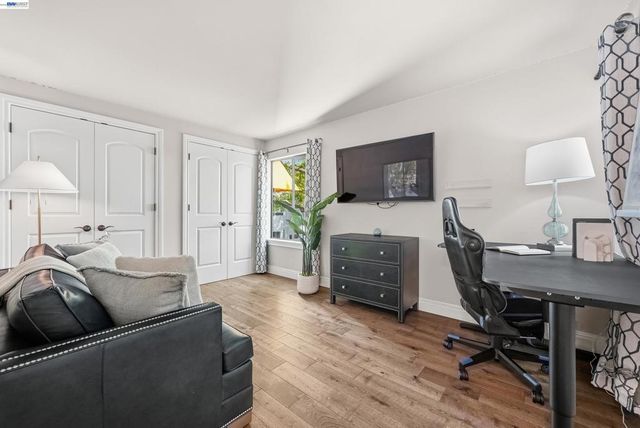 844 Balboa Ln, Foster City, CA 94404