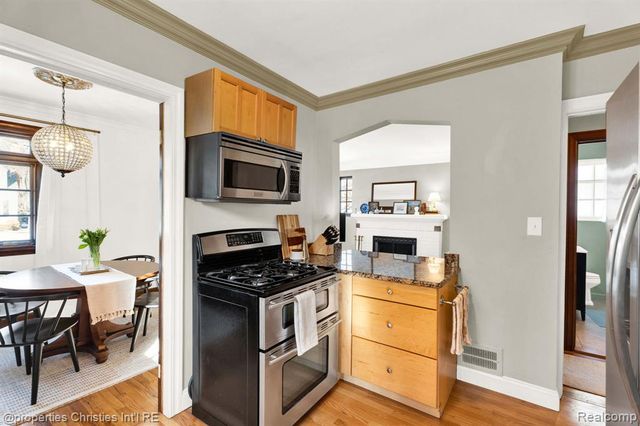 1541 Dorothea Road, Berkley, MI 48072