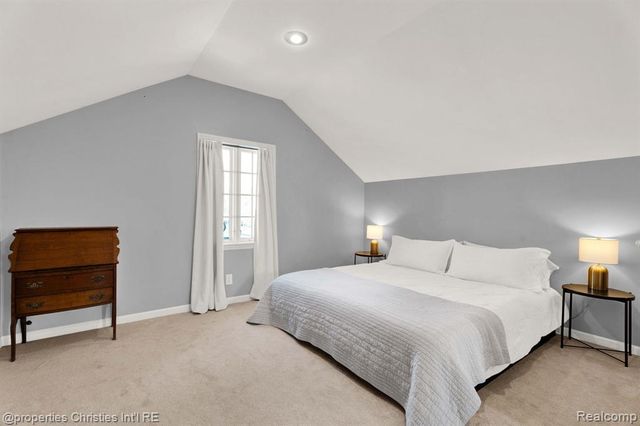 1541 Dorothea Road, Berkley, MI 48072