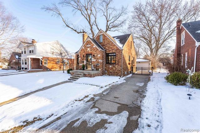 1541 Dorothea Road, Berkley, MI 48072