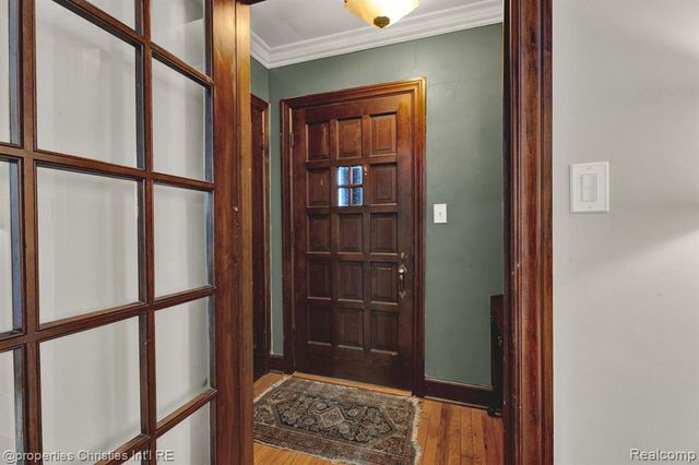 1541 Dorothea Road, Berkley, MI 48072