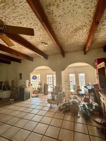 2011 W 6th St, Fort Stockton, TX 79735