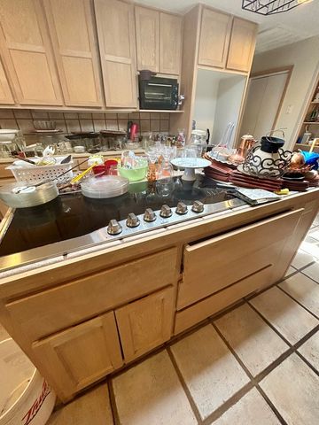 2011 W 6th St, Fort Stockton, TX 79735