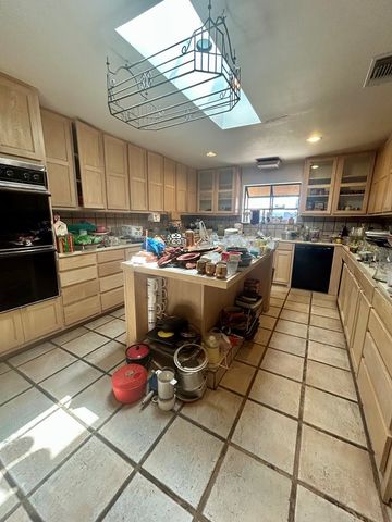 2011 W 6th St, Fort Stockton, TX 79735