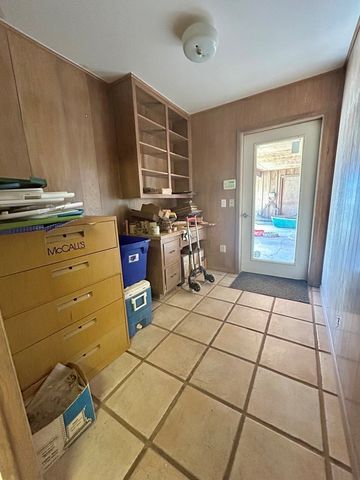 2011 W 6th St, Fort Stockton, TX 79735