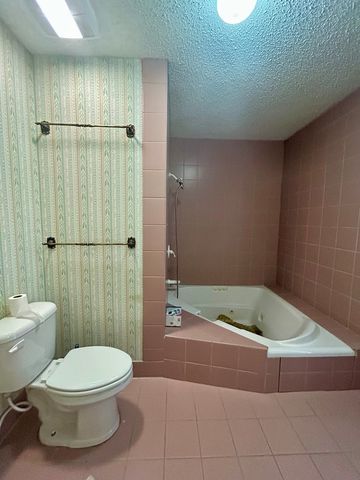 2011 W 6th St, Fort Stockton, TX 79735