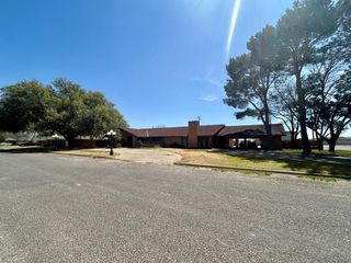 2011 W 6th St, Fort Stockton, TX 79735