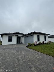 3107 9th ST SW, Lehigh Acres, FL 33976
