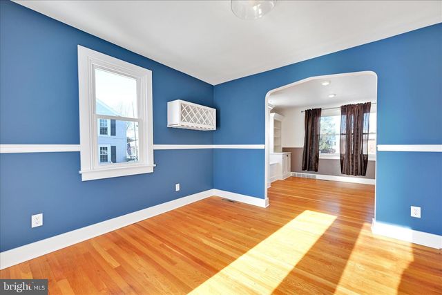 104 LOCUST ST, Annville, PA 17003