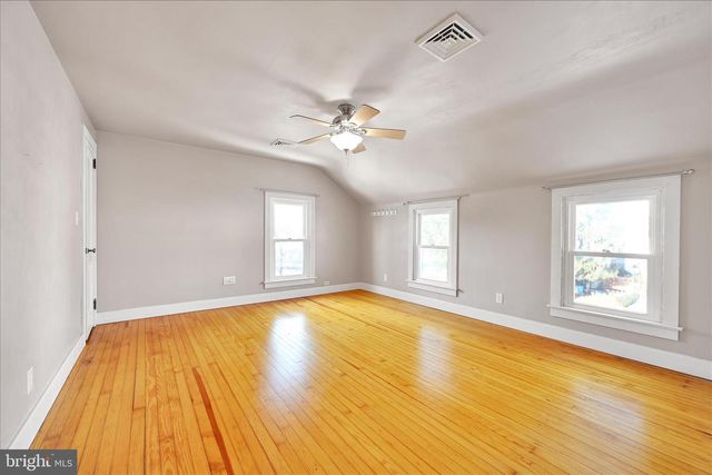 104 LOCUST ST, Annville, PA 17003