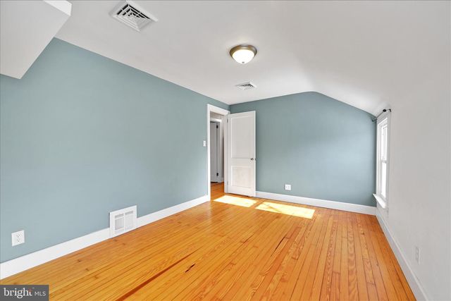 104 LOCUST ST, Annville, PA 17003