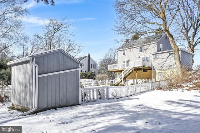 104 LOCUST ST, Annville, PA 17003