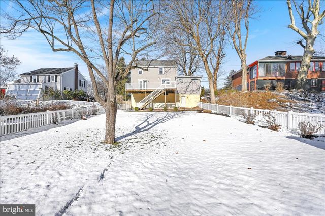 104 LOCUST ST, Annville, PA 17003