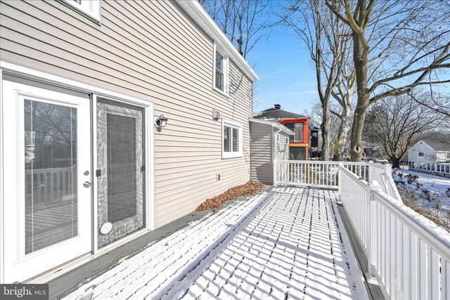 104 LOCUST ST, Annville, PA 17003