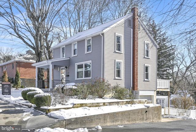 104 LOCUST ST, Annville, PA 17003